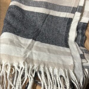 Striped Gray and White Scarf H&M